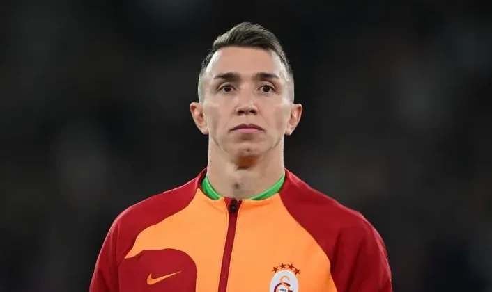 Muslera, Vefat Eden Galatasaray Taraftarının Fotoğrafıyla Sahaya Çıktı!