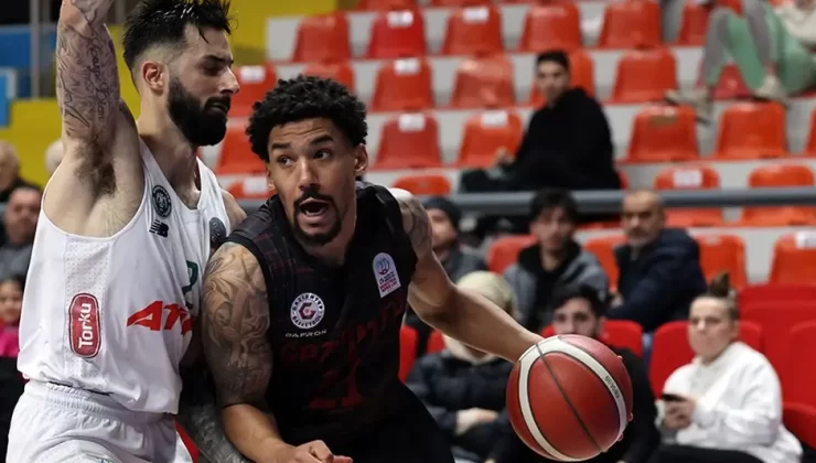 Gaziantep Basketbol, play-off’da kalmayı garantiledi