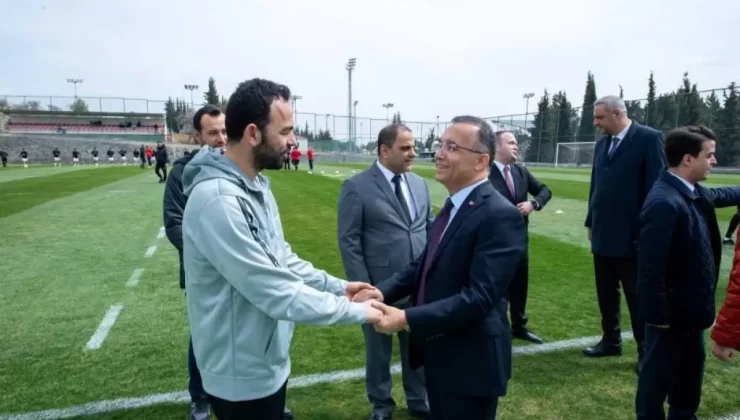 Gaziantep Valisi Çeber: Gaziantep FK’yı ziyaret etti!