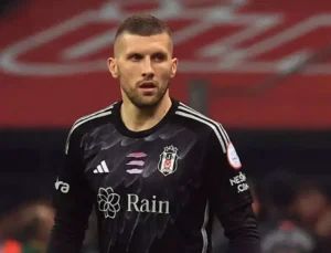 Beşiktaş’a Ante Rebic piyangosu