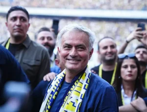 Jose Mourinho’dan Fenerbahçe seçimi sonrası ilk reaksiyon