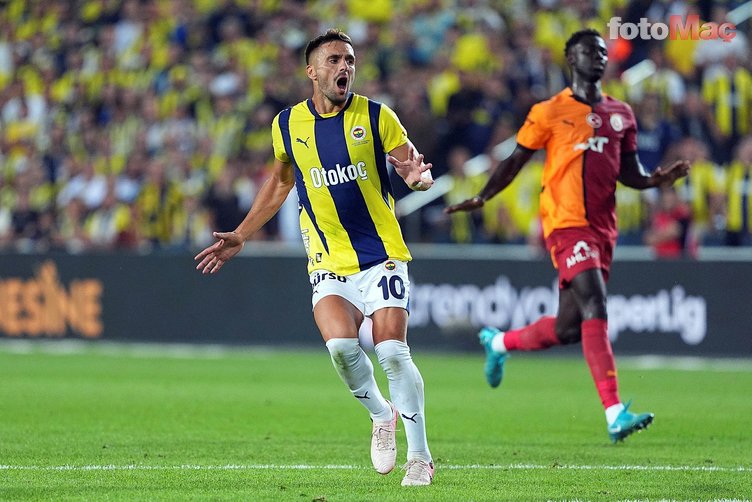 Jose Mourinho'dan flaş İrfan Can Kahveci kararı! İşte Fenerbahçe'nin Twente maçı 11'i