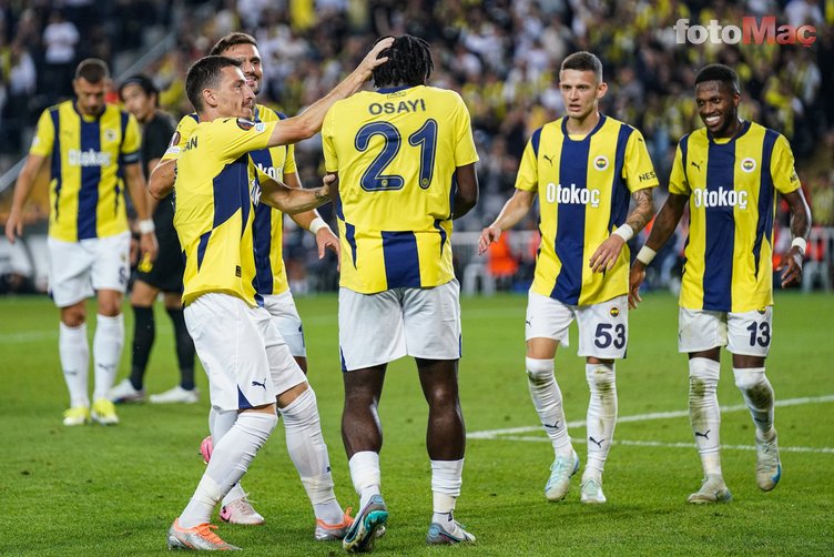 Jose Mourinho'dan radikal karar! İşte Fenerbahçe'nin Antalyaspor maçı muhtemel 11'i...